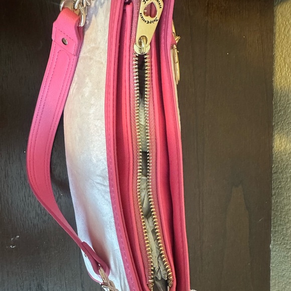 Juicy Couture Pink and White Shoulder Bag with Silver Chain - Picture 4 of 4